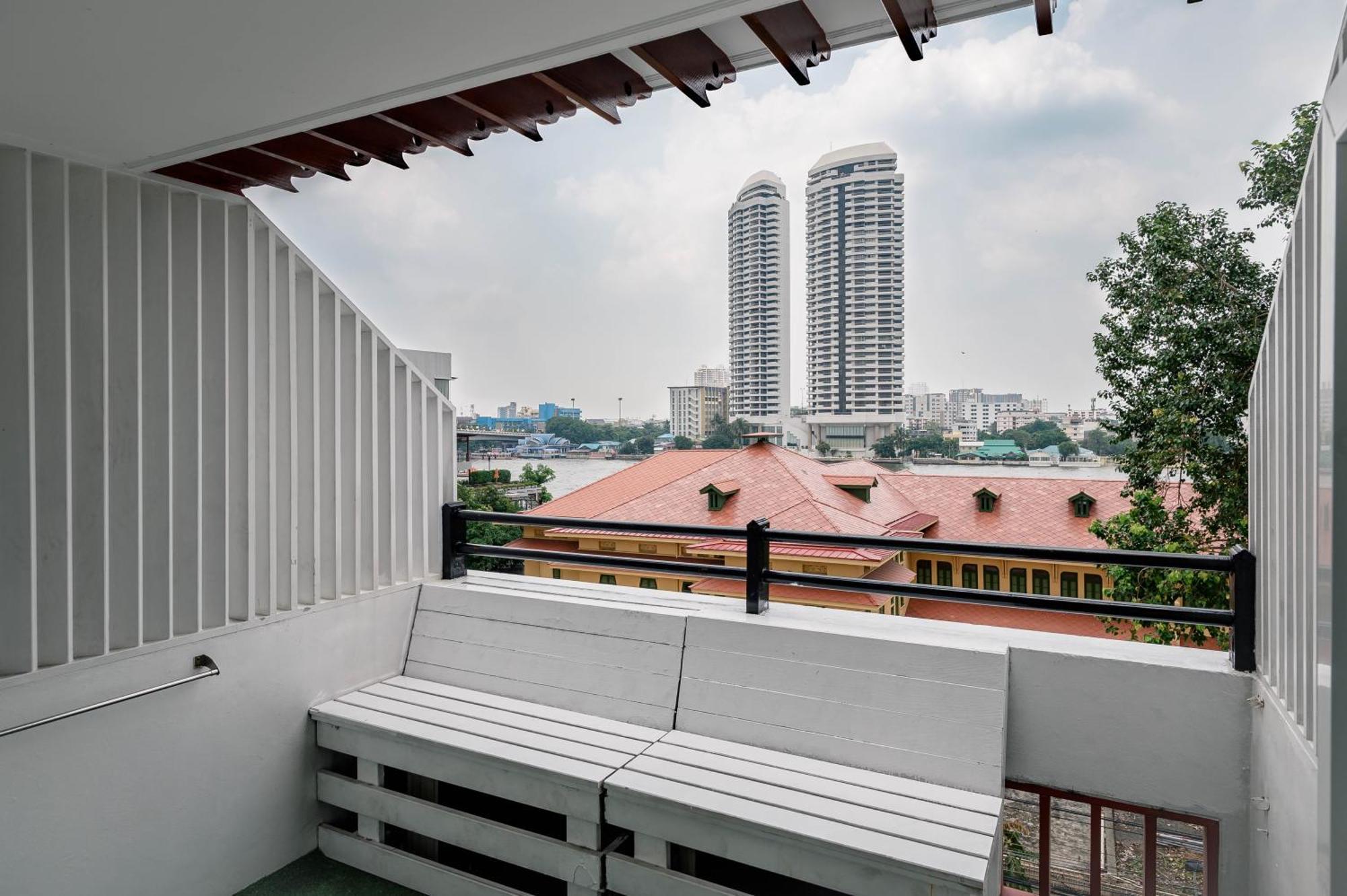 Happio Near Chabad House Hotel Bangkok Luaran gambar